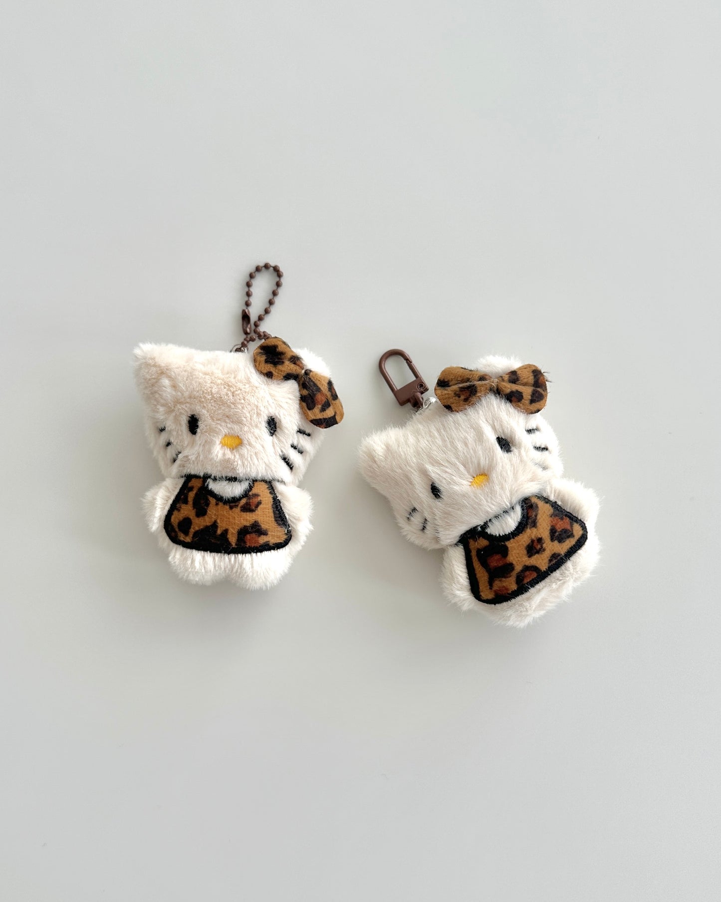 Brown kitty keyrings