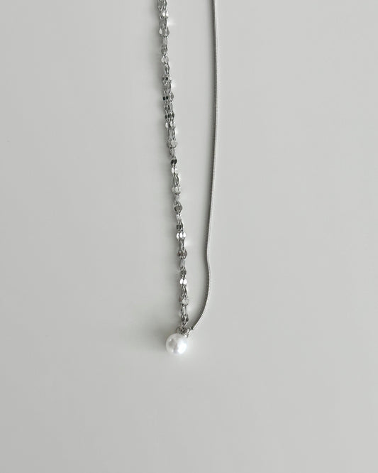 Pearl half chain necklace