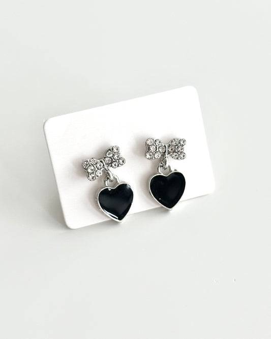 Black heart earrings